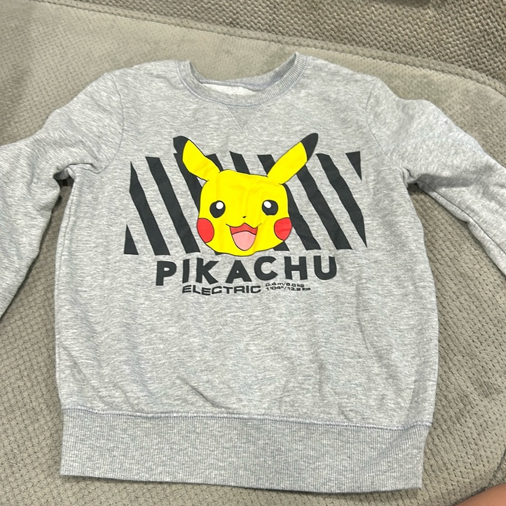 Pikachu crew neck